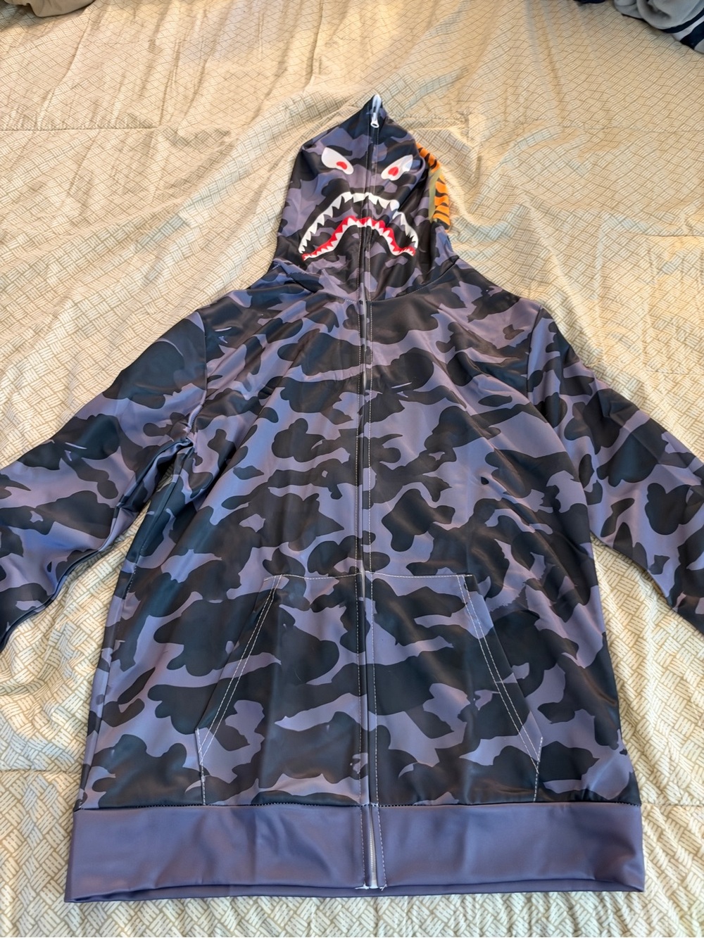 Men's Shark-Graphic Zip Hoodie Jacket - Black/Gray Camo BAPE